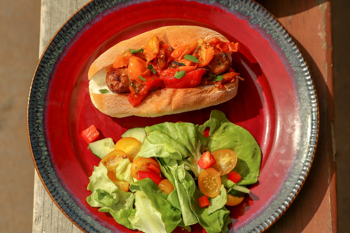 GlutenFree Italian Chorizo Sausage on a Bun/Kinnikinnick Foods
